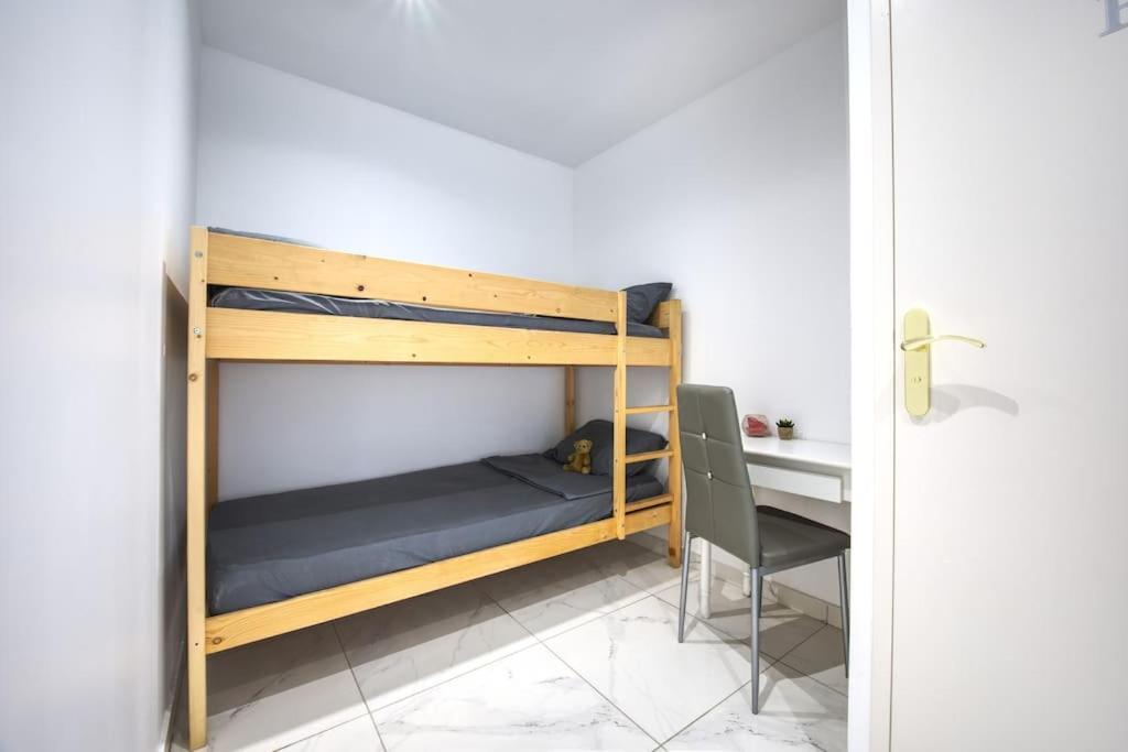 Appt P2 De 1 A 6 Pers A Rognac Apartment ภายนอก รูปภาพ