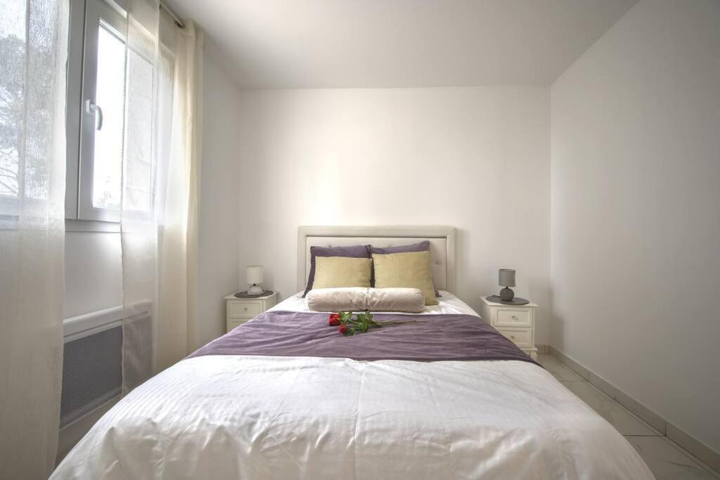 Appt P2 De 1 A 6 Pers A Rognac Apartment ภายนอก รูปภาพ